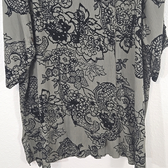 *NWT* We Be Bop Green-Gray/Black Tunic Top/Dress Floral Artsy Lagenlook, size 0X - Picture 9 of 12